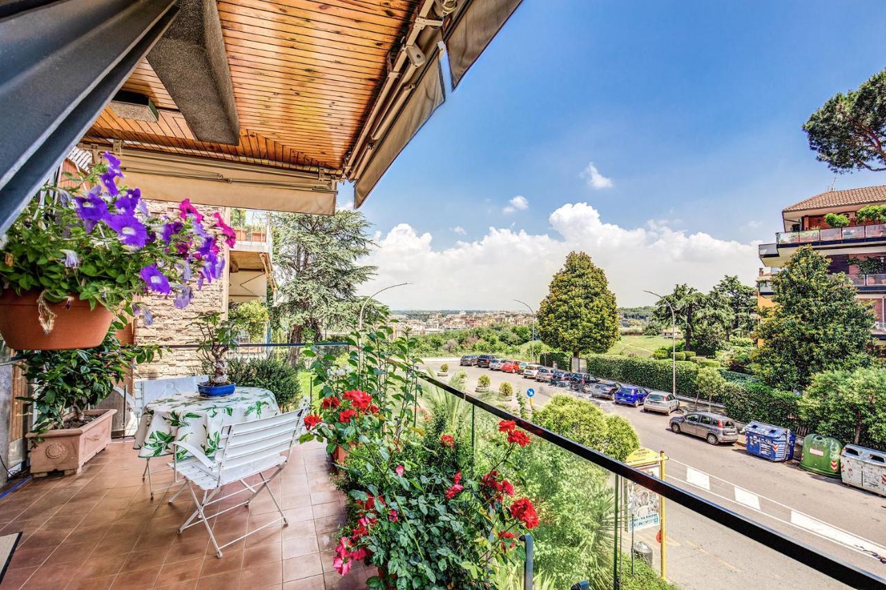 Terrazza Piccolomini: Elegant Apartment Stunning View Over Rome/St Peter'S Dome Ngoại thất bức ảnh
