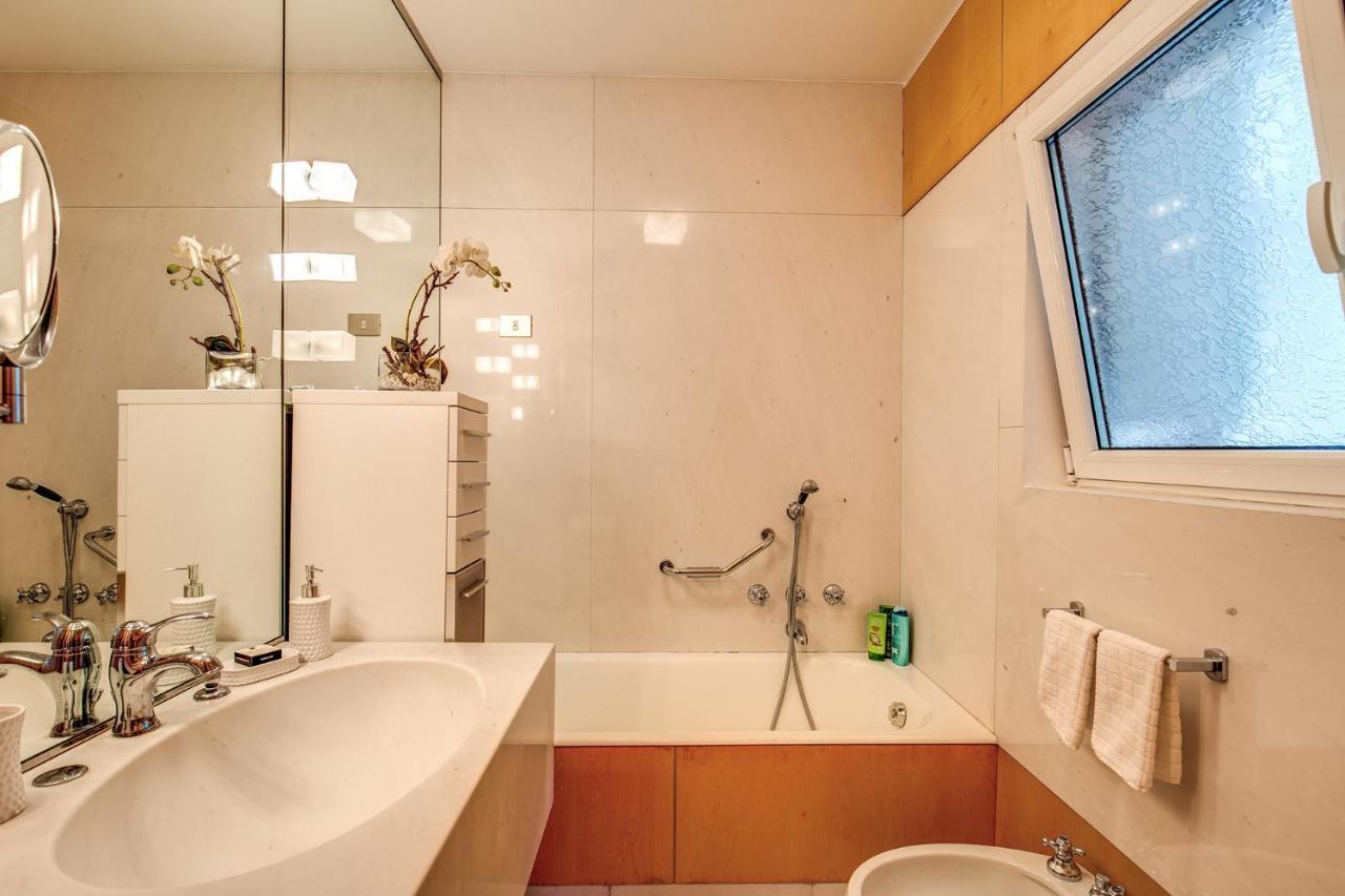 Terrazza Piccolomini: Elegant Apartment Stunning View Over Rome/St Peter'S Dome Ngoại thất bức ảnh