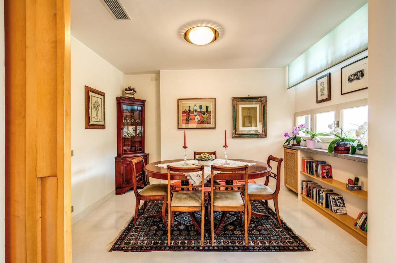 Terrazza Piccolomini: Elegant Apartment Stunning View Over Rome/St Peter'S Dome Ngoại thất bức ảnh
