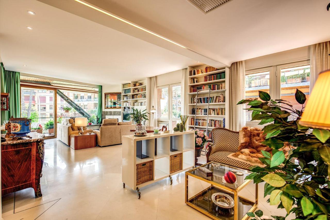 Terrazza Piccolomini: Elegant Apartment Stunning View Over Rome/St Peter'S Dome Ngoại thất bức ảnh