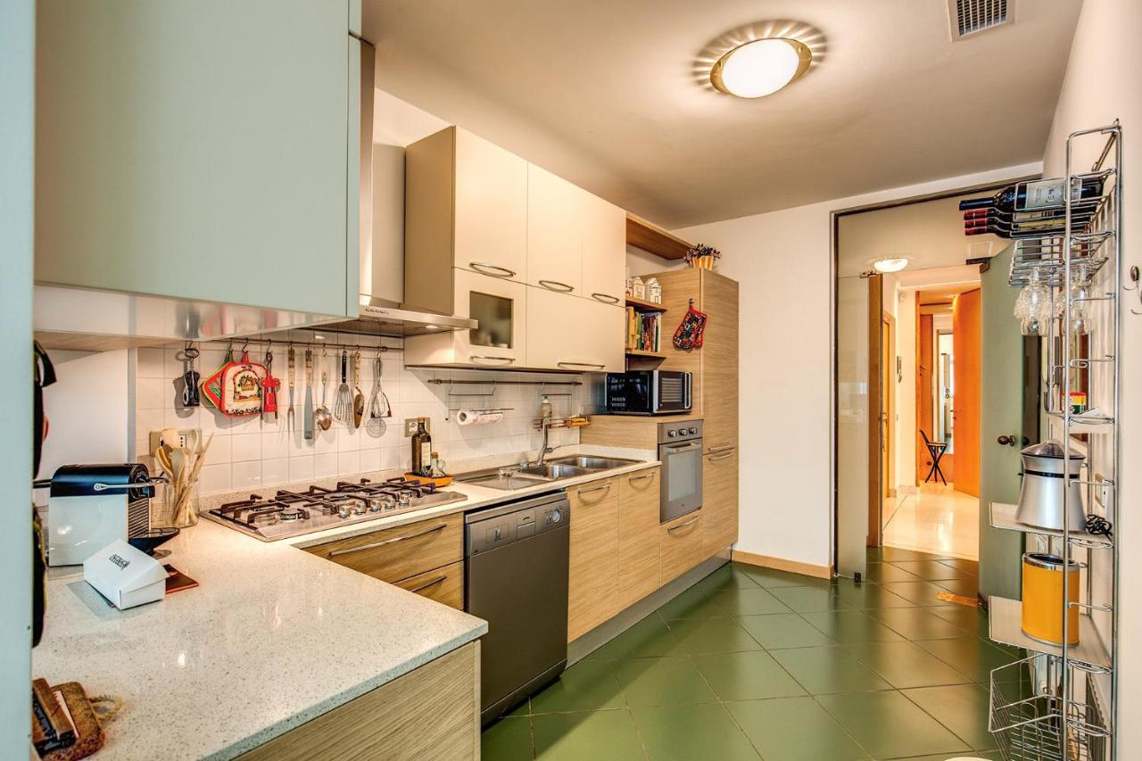 Terrazza Piccolomini: Elegant Apartment Stunning View Over Rome/St Peter'S Dome Ngoại thất bức ảnh