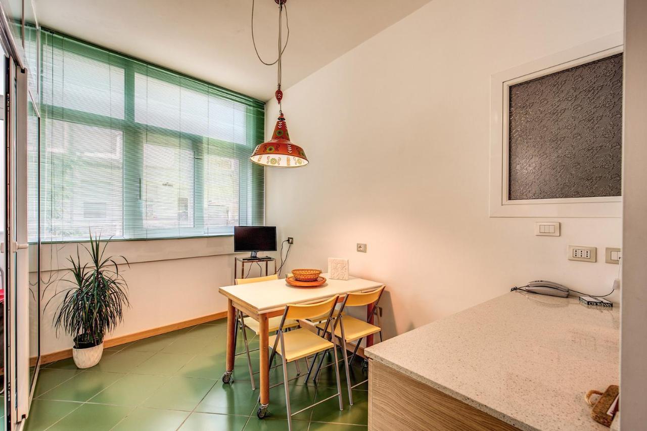 Terrazza Piccolomini: Elegant Apartment Stunning View Over Rome/St Peter'S Dome Ngoại thất bức ảnh